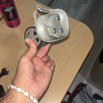 Türk Hava Yolları Kırık Bavul