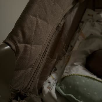 Huggy Park Yatakta Yırtılma