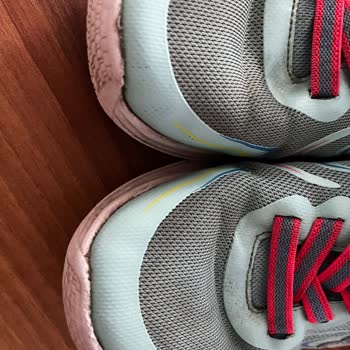 Skechers Ayakkabıda Çatlama Ve Yıpranma