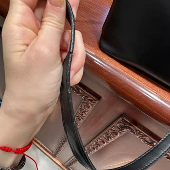 Elle Ayakkabı Elle Marka Çanta Tamir Problemi