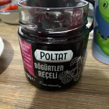 BİM Poltat Reçelden Plastik Parça Çıktı.