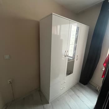 Evkur Çıkmazı Ve Ulaşılamayan, Bir Türlü Teslim Edilemeyen Gardırop