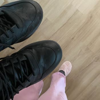 Deichmann Ayakkabı Bir Günde Giyilmez Oldu