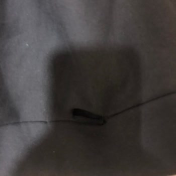 Dolap Satıcıdan Yırtık Ve Kokulu Ürün Geldi