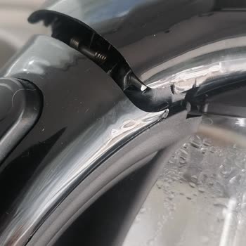 Sinbo Kettle 3 Kez Değişti