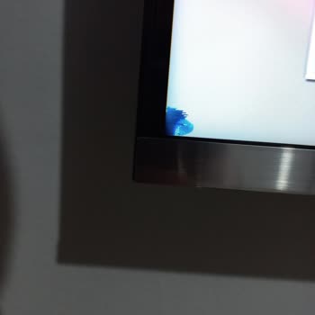 Vestel Fabrikasından Defolu Televizyon