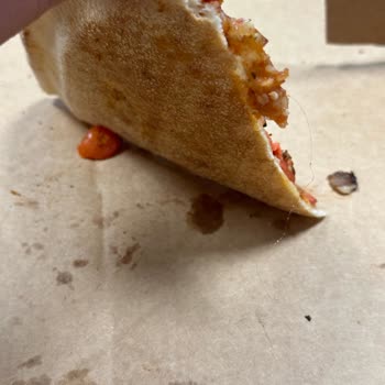 Domino's Pizza Pizzadan Saç Çıktı