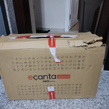 ecanta.com.tr Kırık Gelen Valiz Hk.