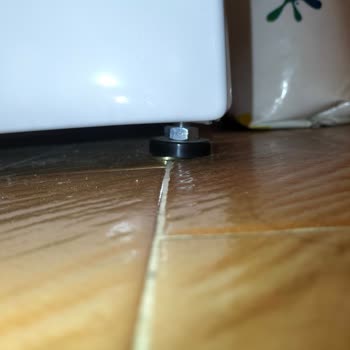 Hoover Çamaşır Makinesinin Ayağının Yamuk Gelmesi