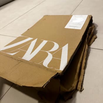 Bir Günde Kargo Firmasının Kargo Teslimatları Hakkında Özensizliği