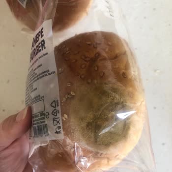 A101 Tarihi Geçmemiş Paketi Açılmamış Ürün Küflendi