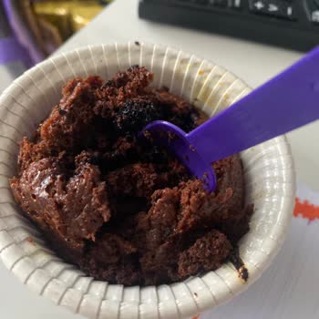 Ülker Olala Sufle Mikrodalgada 1 Dakika Durmasına Rağmen Ev Duman Altı Oldu