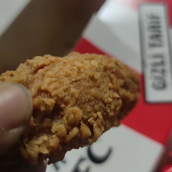 KFC Siparişim Kıllı Ve Tüylü Geldi