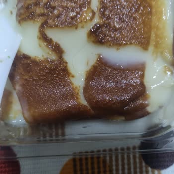 BİM Kazandibi Tatlısında Kıl Çıkmıştır