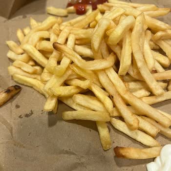 KFC İlgisiz Kötü Bir İşletme