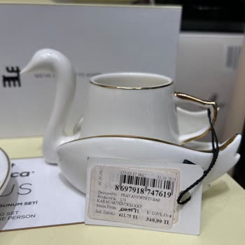 İletişim Becerisi Olmayan Satış Danışmanı Karaca Züccaciye