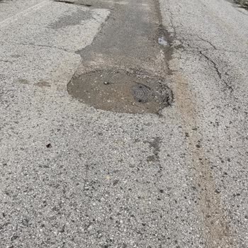 Elmadağ Belediyesi Asfalt Çalışması İstiyoruz