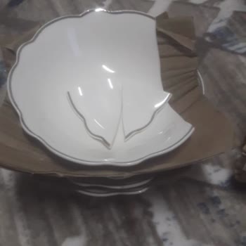 Hepsiburada Kırık Karaca Yemek Takımı