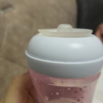 Philips Avent Biberon Emziği İçine Kaçıyor Ve Koku Yapıyor