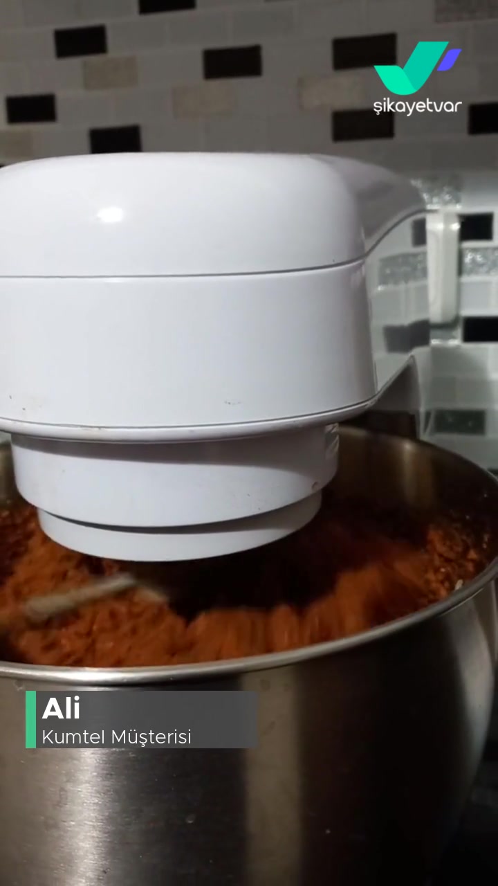 Kumtel Farklı Ses Yapıyor videonun kapak resmi