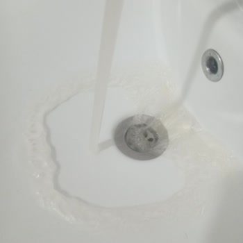 İBB - İstanbul Büyükşehir Belediyesi Sular Pis Akıyor.