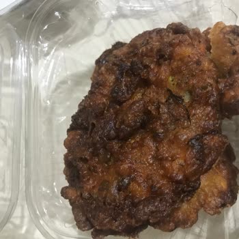 Üçler Süpermarket Ürünleri Bayat Ve Yanık