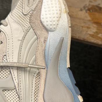 Puma Sattığı Ürünün Arkasında Değil