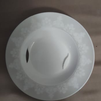 Emsan Kırık Gelen Ürününün Arkasında Durmuyor