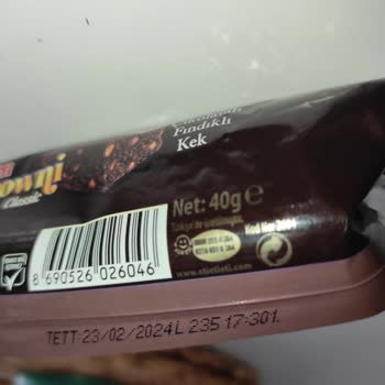 Eti Gıda Harika Fındık Kabuklarıyla Enfes Eti Browni!