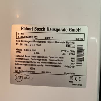 Bosch Buzdolabı Kapak Menteşesi Kırılması