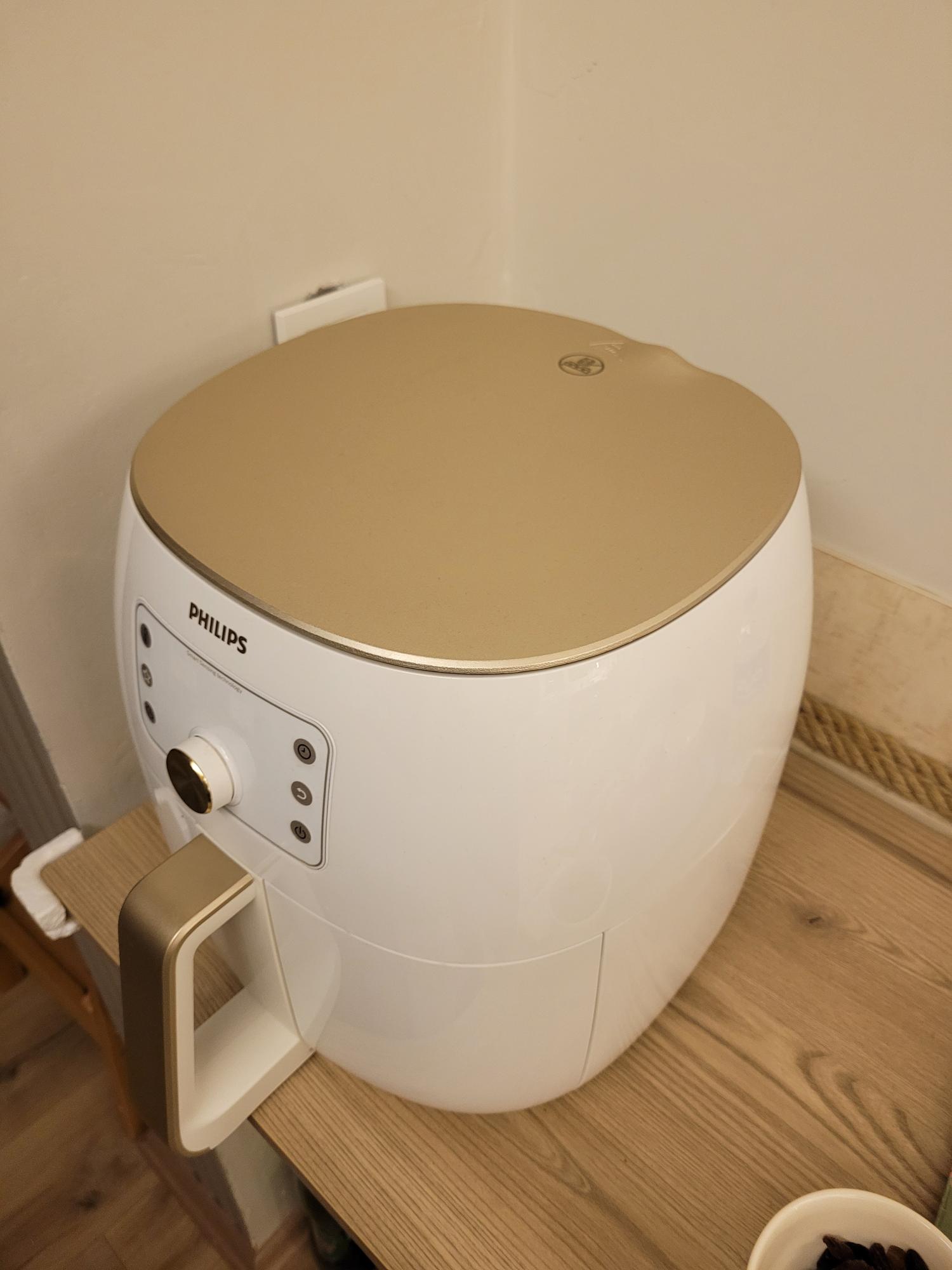 Philips Airfryer HD9820/90 Lid Is Melting, How Is This Possible? Xolvie