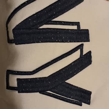 Aeropostale Kazak Tüylenme Sonucu Elimizde Kaldı!