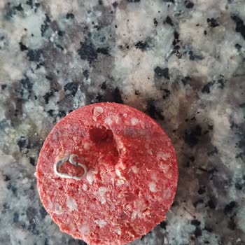 BİM Paketli Sucukta Metal Parçası Bulundu