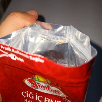 BİM Kuruyemişten Kurt Çıkması