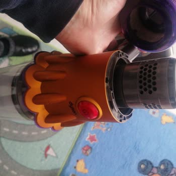 Dyson V12 Sürekli Filtre Uyarısı Yapıyor