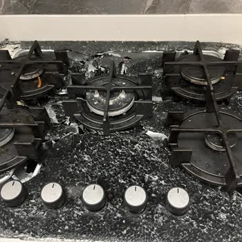 Vinola Cam Ocak Patladı