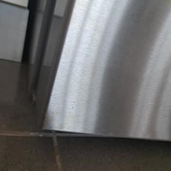 Bosch Gri Dolaplar Pas Yapıyor