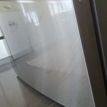 Bosch Gri Dolaplar Pas Yapıyor