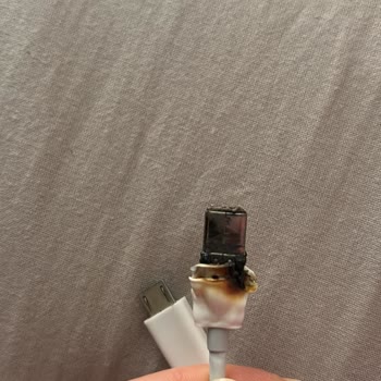 Ttec Trio Şarj Kablosu Kendi Kendine Alev Alıyor