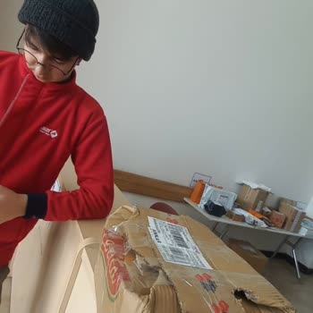 Aras Kargo Ağaçişleri Şubesini Fareler Mi Bastı?