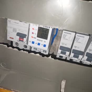 Yüksek Voltaj Gediz Elektrik
