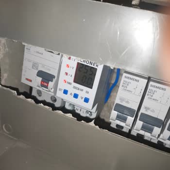 Yüksek Voltaj Gediz Elektrik