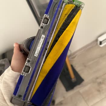 Dyson V12 Filtre Uyarısı