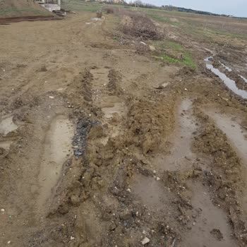 Silivri Belediyesi Çamurlu Yol Düzeltme Talebi