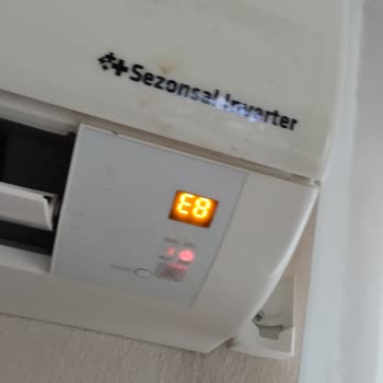 Daylux Klimam H5 Ve E8 Arızası Veriyor.