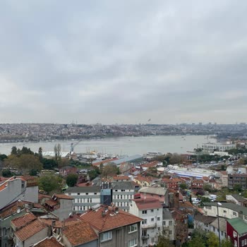 Grand Haliç Hotel'de Tamirat Yapılan Odanın Altındaki Odayı Verdiler
