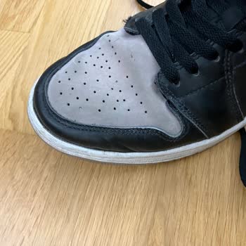 Nike İade İstiyorum Ayakkabımın Dikişleri Çok Hızlı Patladı