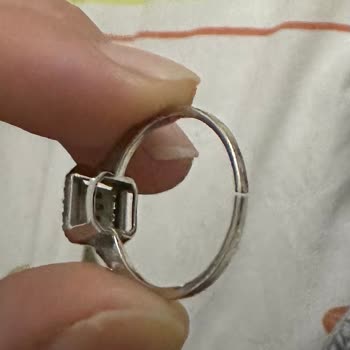 Ediz Dereli Pırlanta Yüzüğüm Alt Bölgesinden Yarıldı