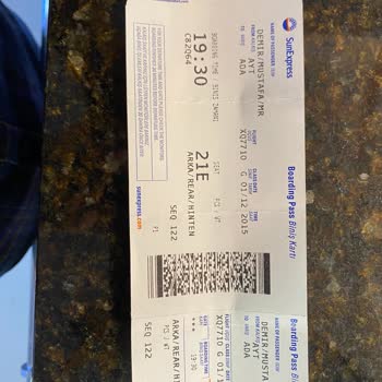 SunExpress Hava Yolları Kötü Üslup Ve Yardımcı Olunmama