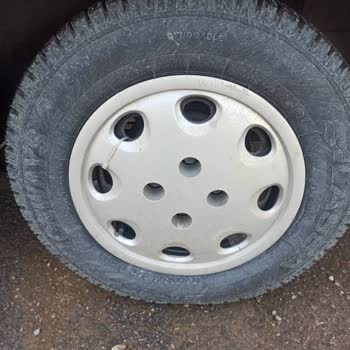 Lassa İceways 2 Lastikleri Sebebiyle Otomobil Kazası Yapmak